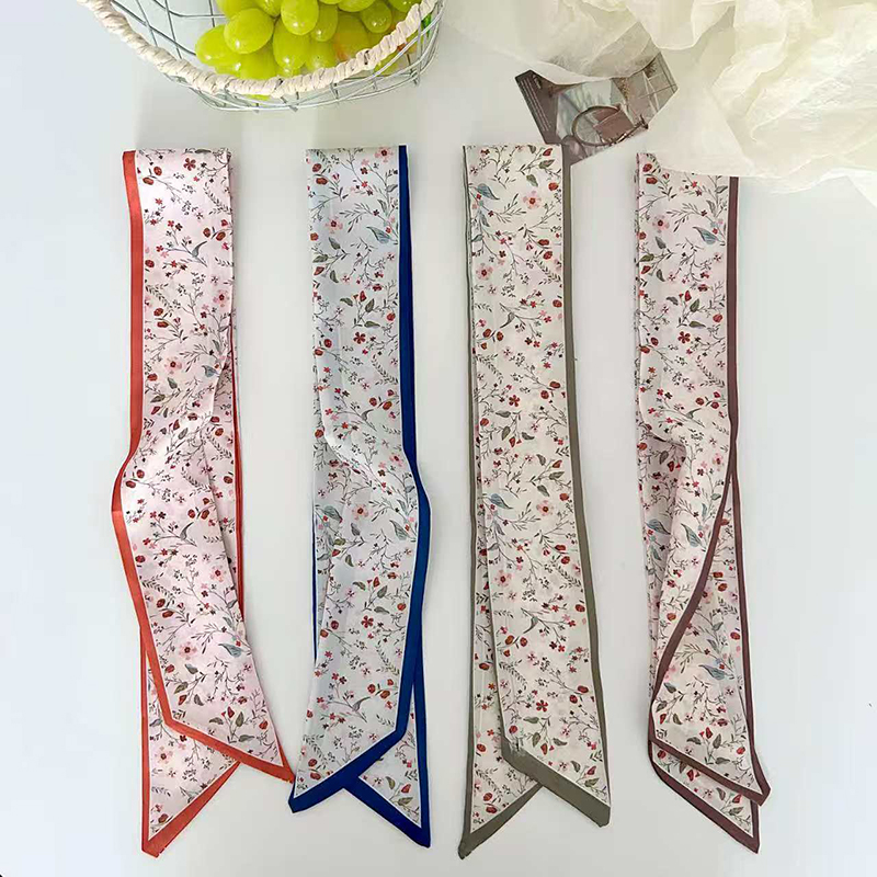Nuovo Arrivo 2026: Sciarpa Sot - Silk Neck Scarf recensione e prezzo