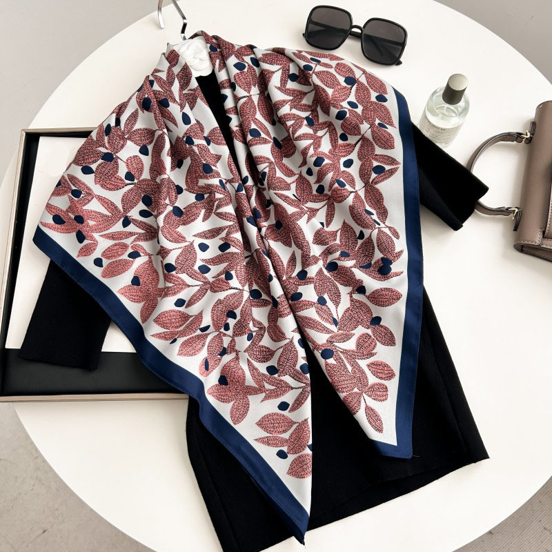 Foulard Quadrato 90cm di Alta  - Silk Neck Scarf recensione e prezzo