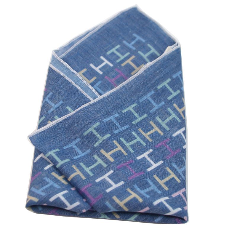 Sciarpa quadrata da uomo con b - Ascot Neck Scarf recensione e prezzo