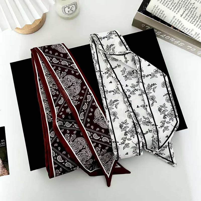 Sciarpa Lunga in Seta di Lusso - Silk Neck Scarf recensione e prezzo